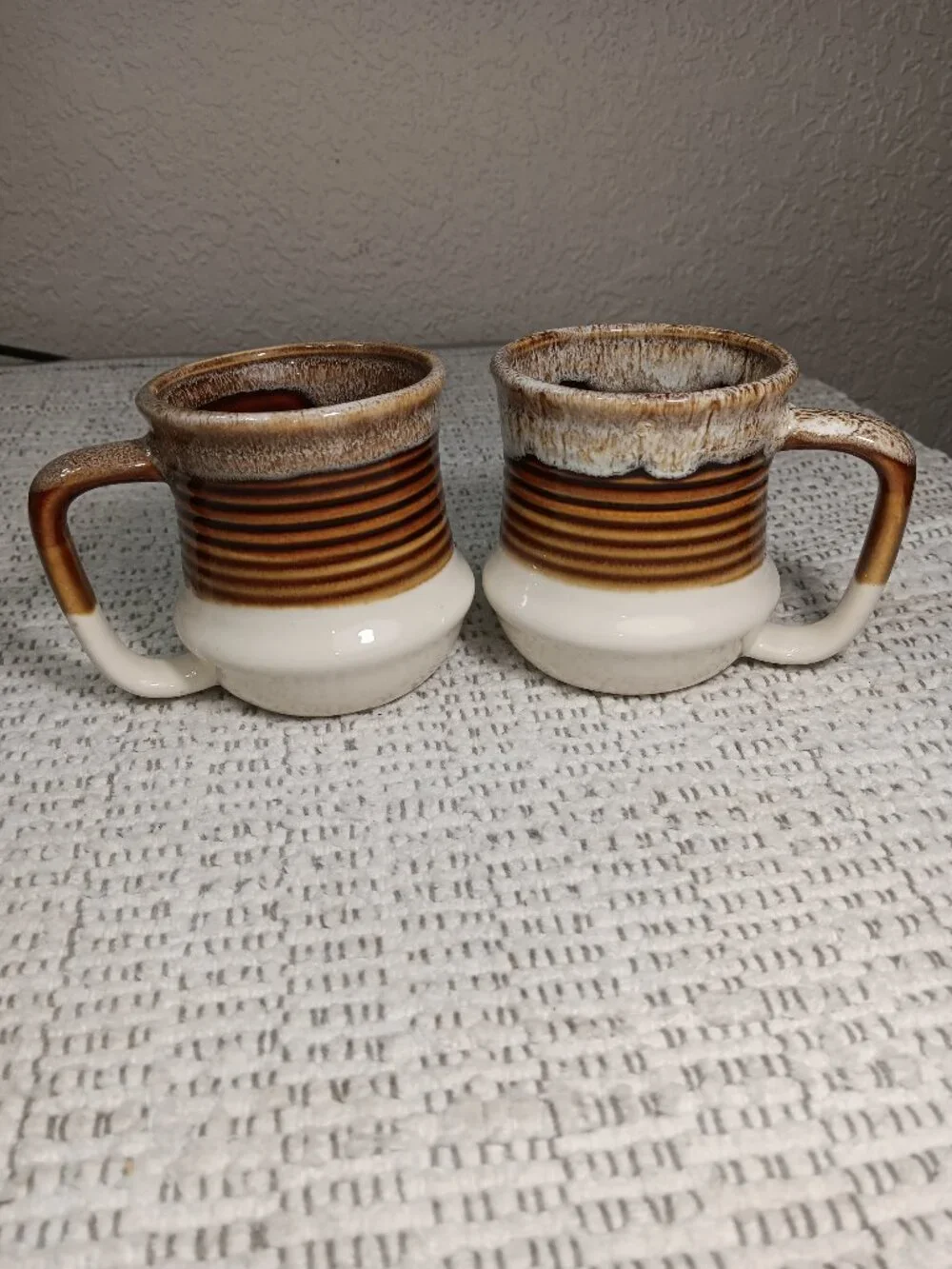 Vintage 1970’s Set of Two Brown Stoneware Drip Glaze 10 oz Mugs Made in Taiwan